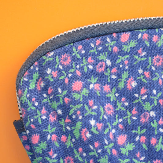 Vintage 1970s Floral Clutch Bag / Purse - Girl Friday by Vintage