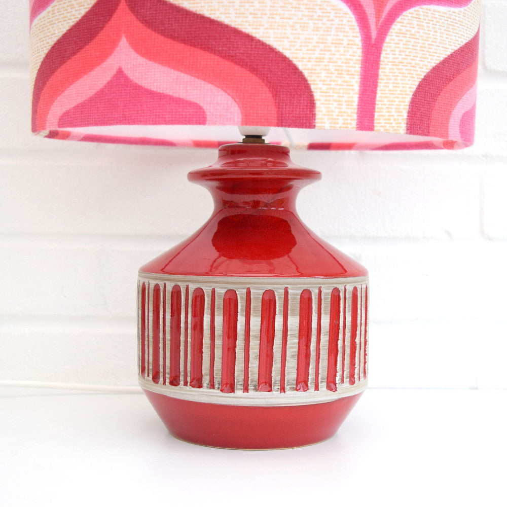 Vintage 1960s Ceramic Italian Lamp & Shade - Red / Pink