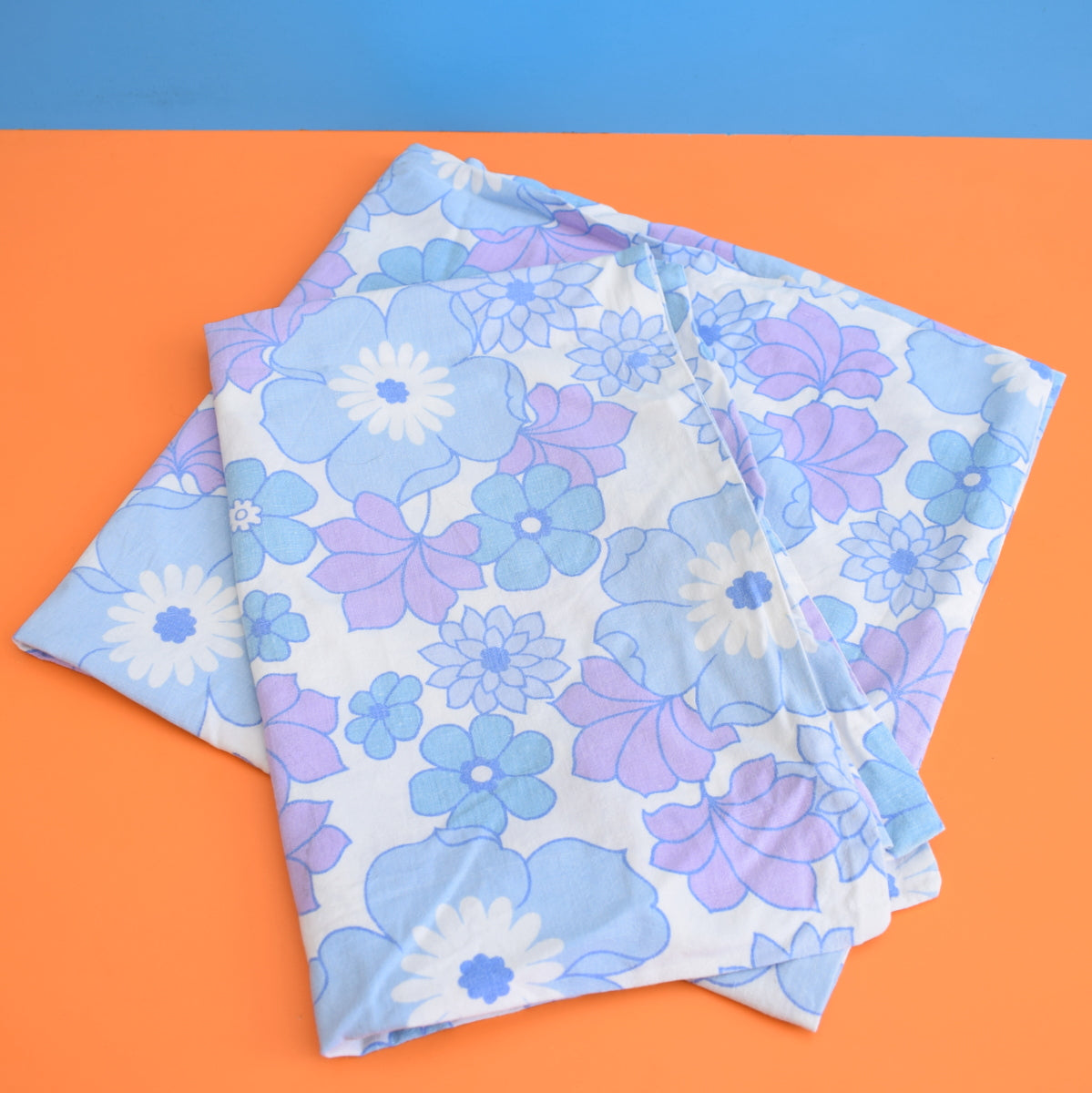 Vintage 1960s Pillow Cases - Flower Power Cotton - Blue & Purple
