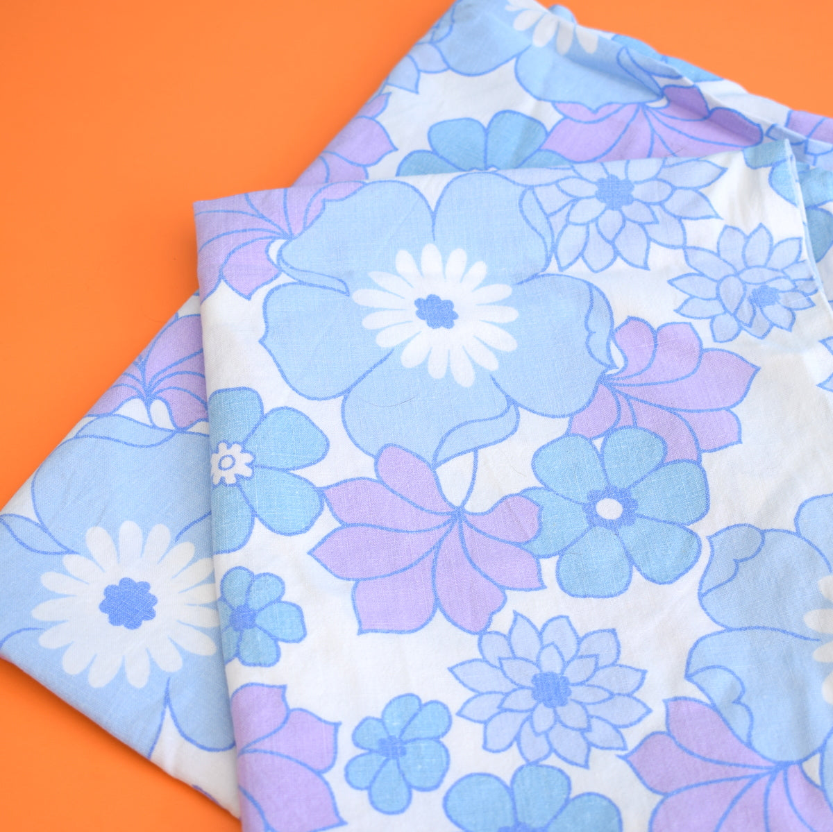 Vintage 1960s Pillow Cases - Flower Power Cotton - Blue & Purple