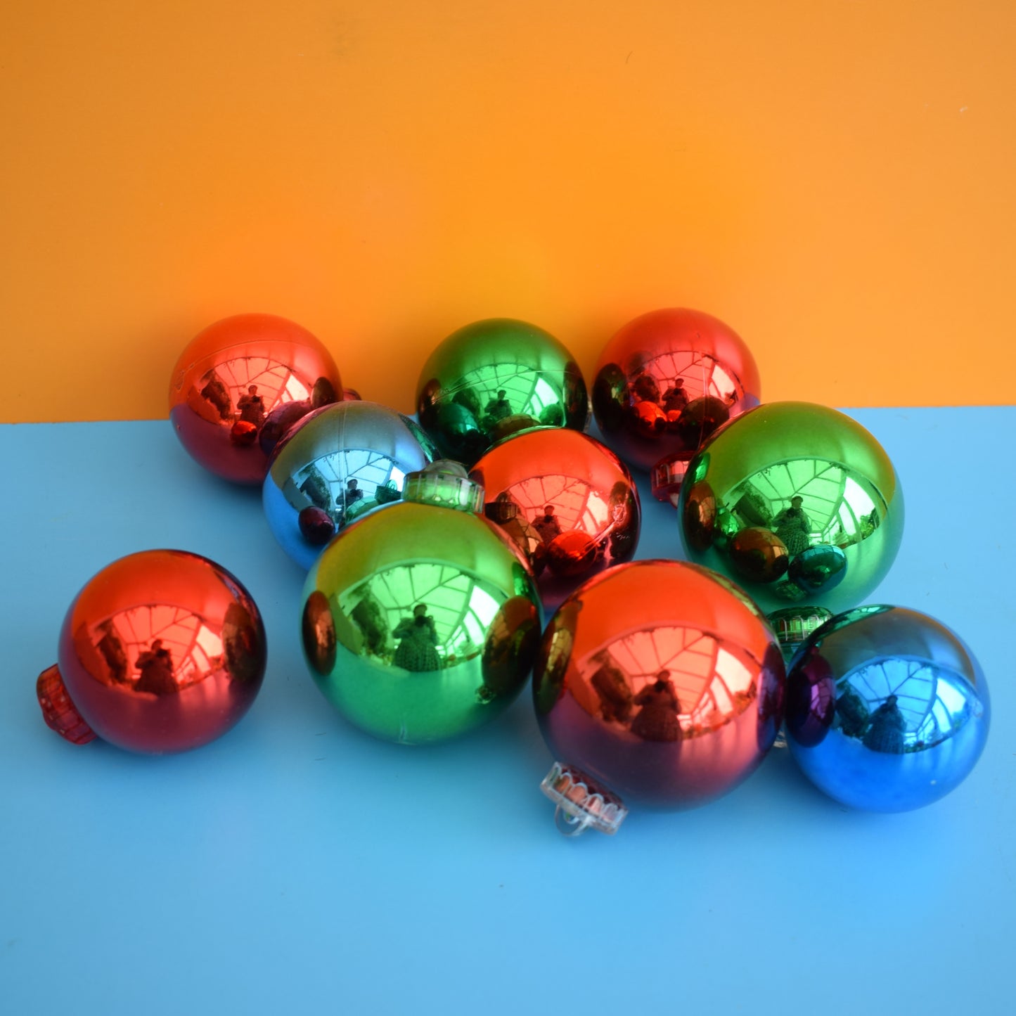 Vintage 1970s Plastic Christmas Balls x10 Green, Blue, Red