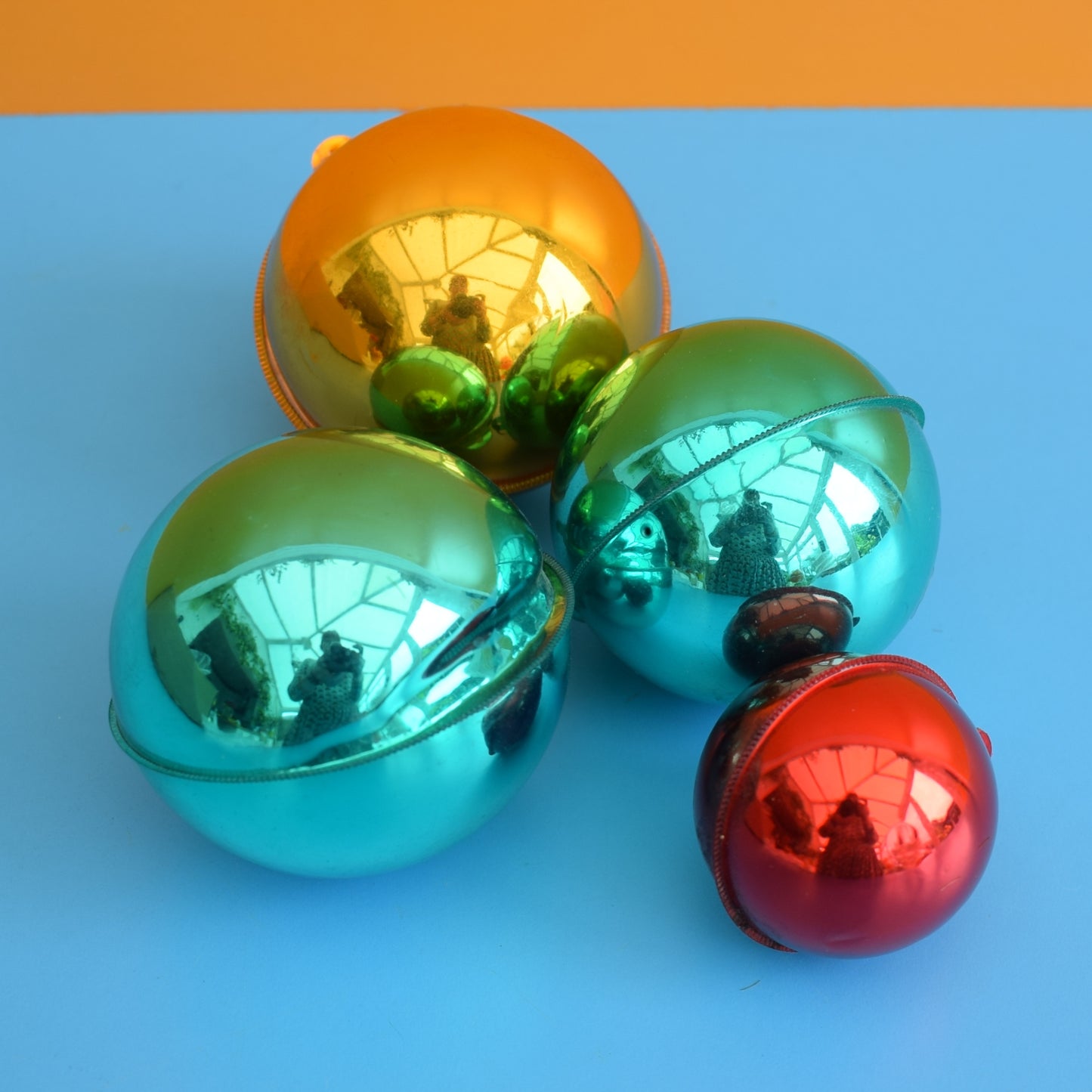 Vintage 1970s Thin Plastic Christmas Baubles x11