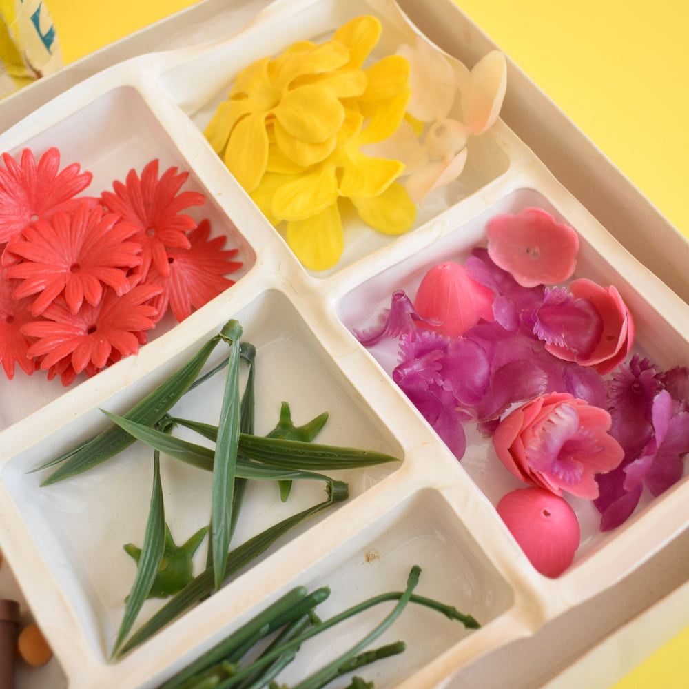 Vintage 1960s Floral Play Box - Plastic Flower Power Building Kit