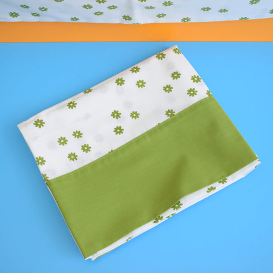 Vintage 1960s Pillow Case Pair - Flower Power - Dark Green / White