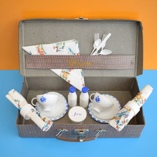 Vintage 1960s Rare Dolls Picnic Set - Pedigree