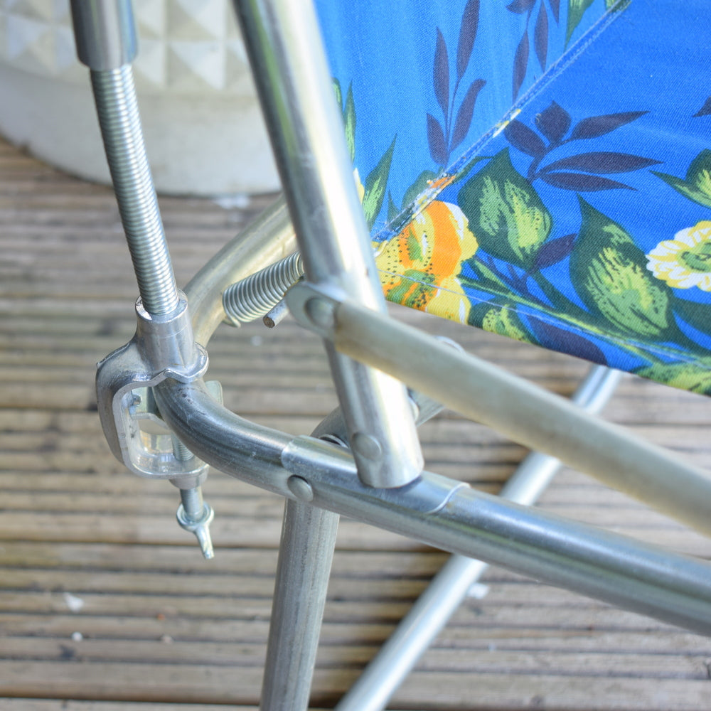 Vintage 1960s Folding Garden Chair / Parasol - Flowers - Blue