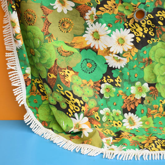 Vintage 1970s Garden Tablecloth - Flower Power by Pineapple Retro