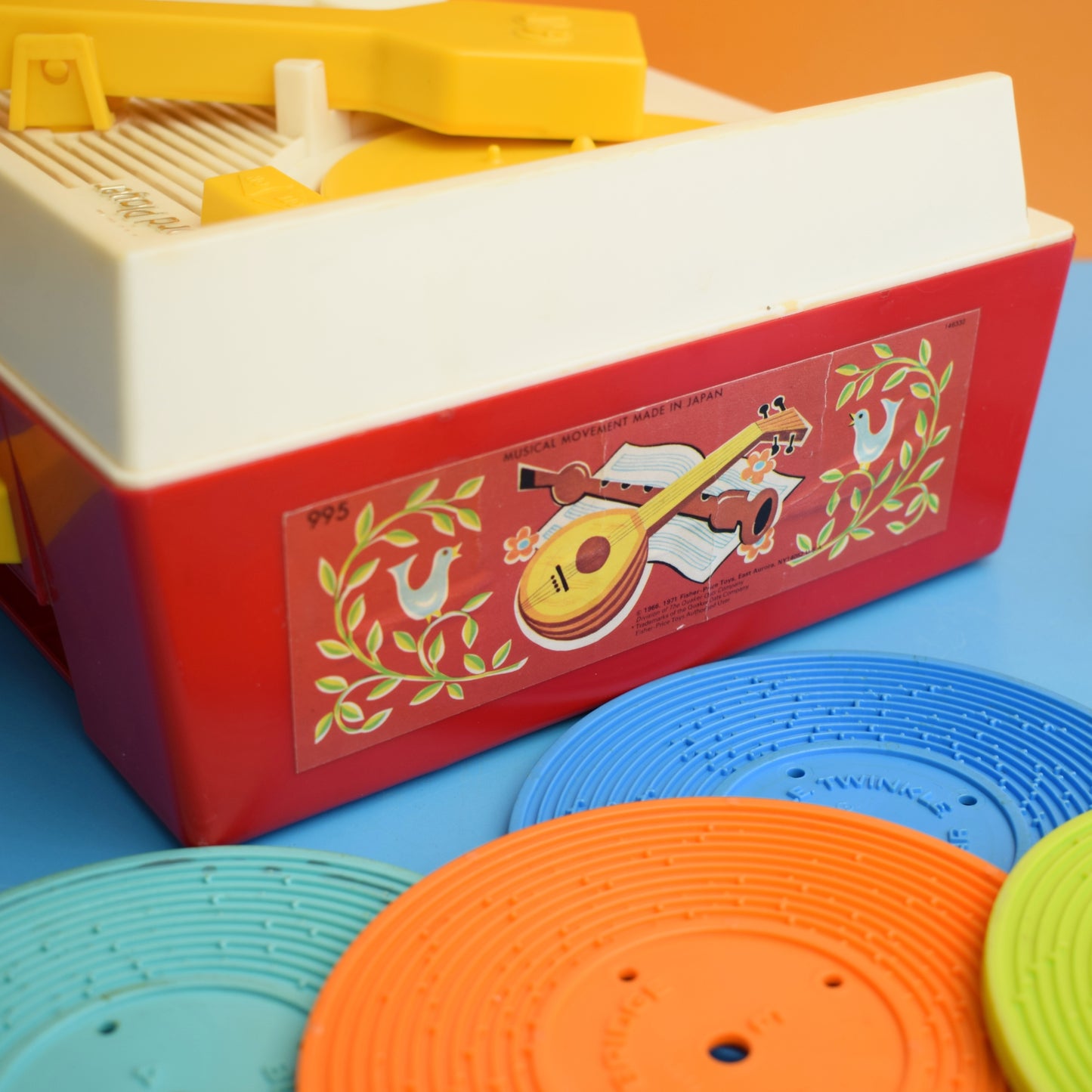 Vintage 1980s Fisher Price Music Box Record Player .