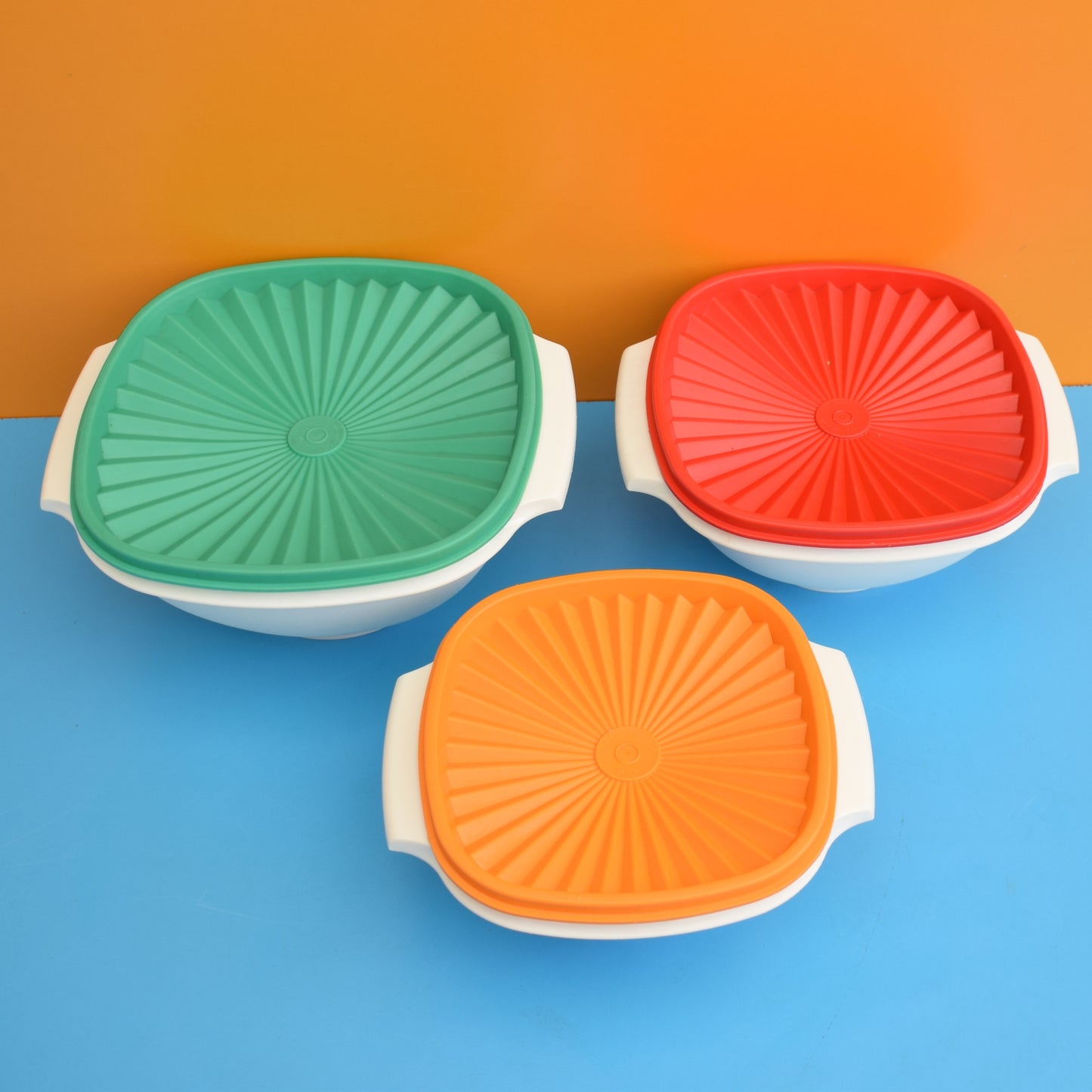 Vintage 1970s Tupperware Fan Top Tubs