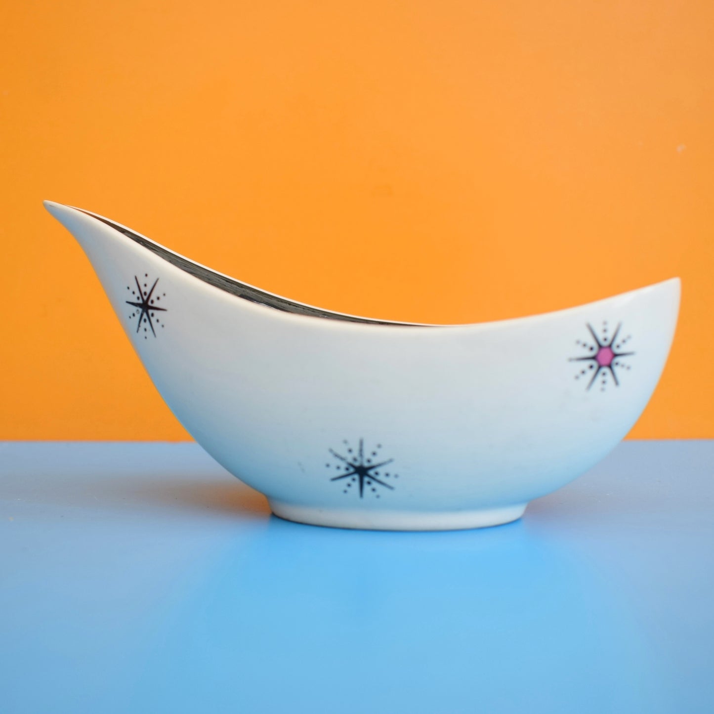 Vintage 1950s Wade China - Shooting Star Bowl / Spoon Rest