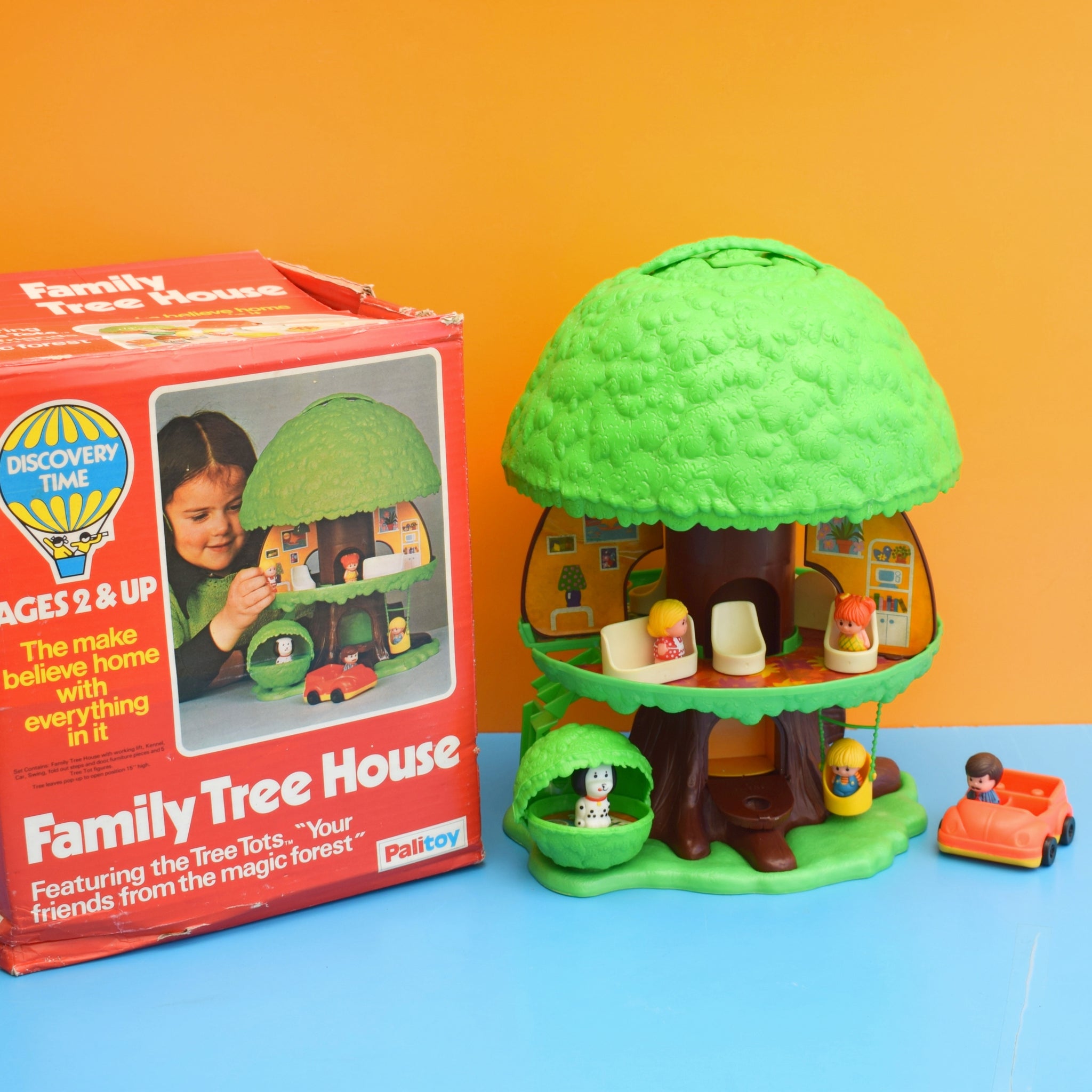 Vintage 1980s Boxed Palitoy Family Tree House – Pineapple Retro