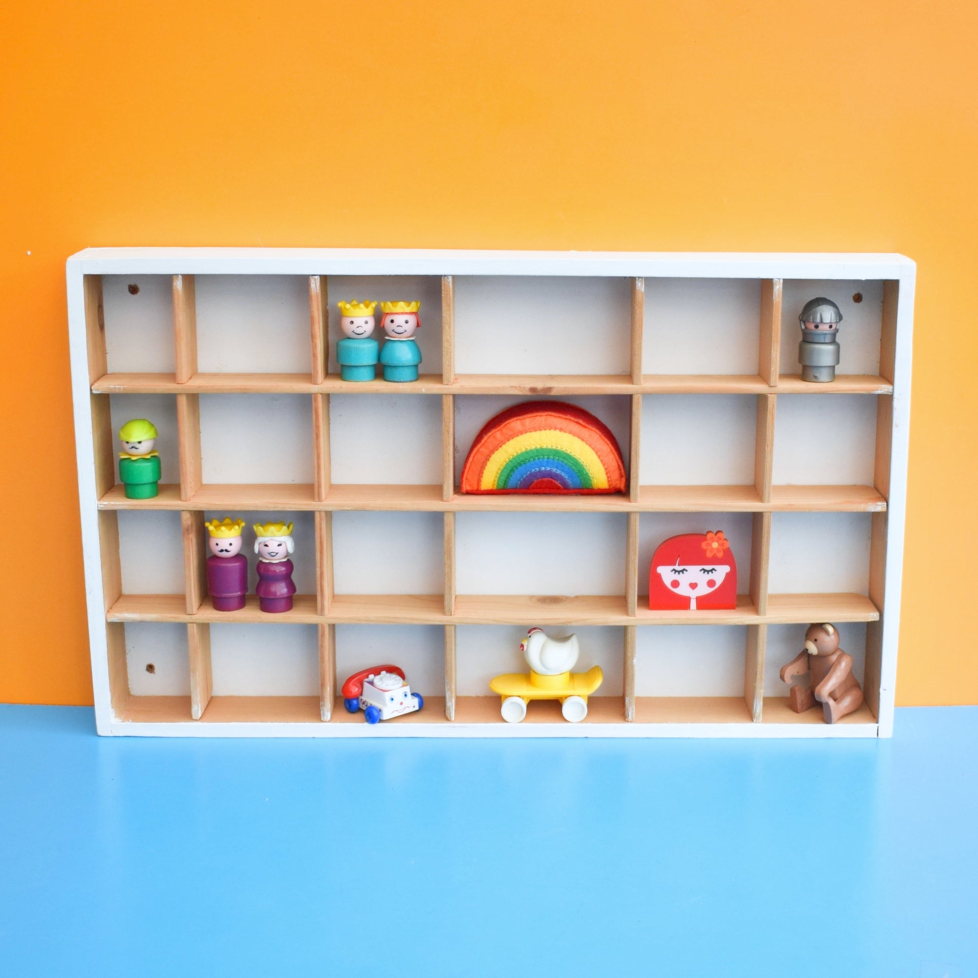 Vintage 1990s Wood Display Unit - Ikea . by Pineapple Retro