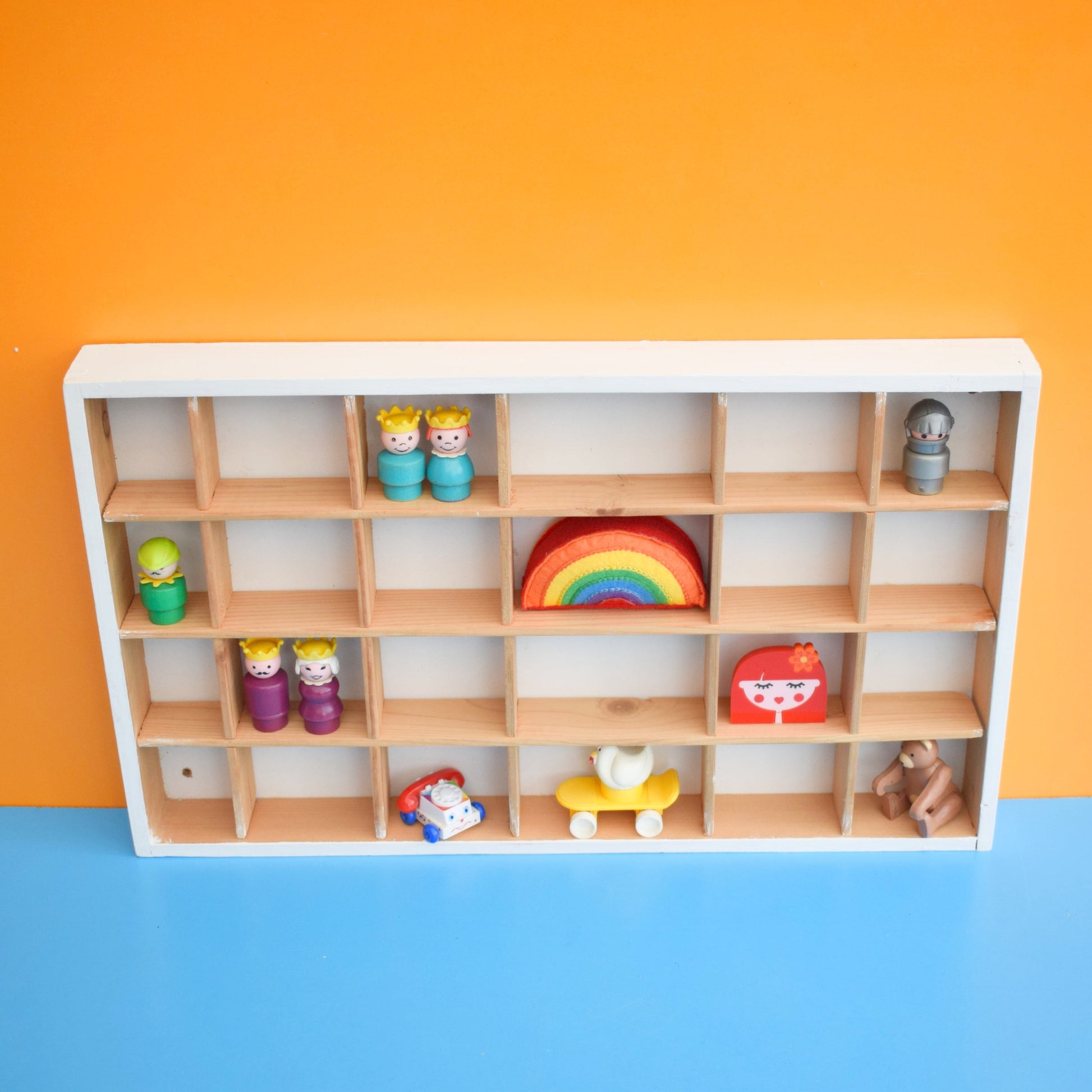 Vintage 1990s Wood Display Unit - Ikea . by Pineapple Retro