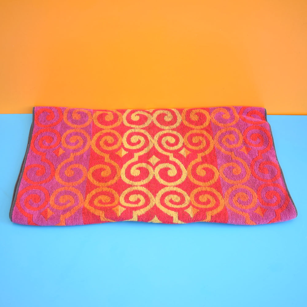 Vintage 1960s Cotton Swirl Towel - Pink  & Orange