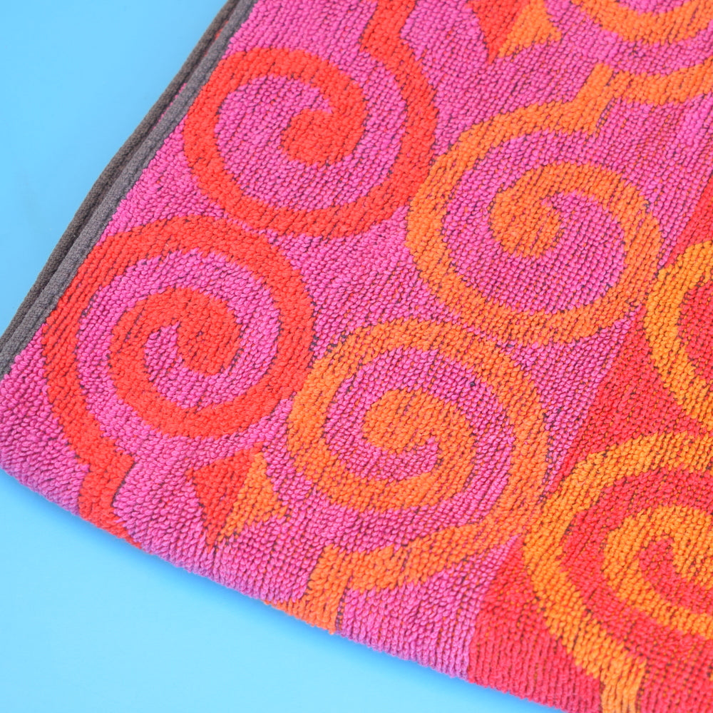 Vintage 1960s Cotton Swirl Towel - Pink  & Orange