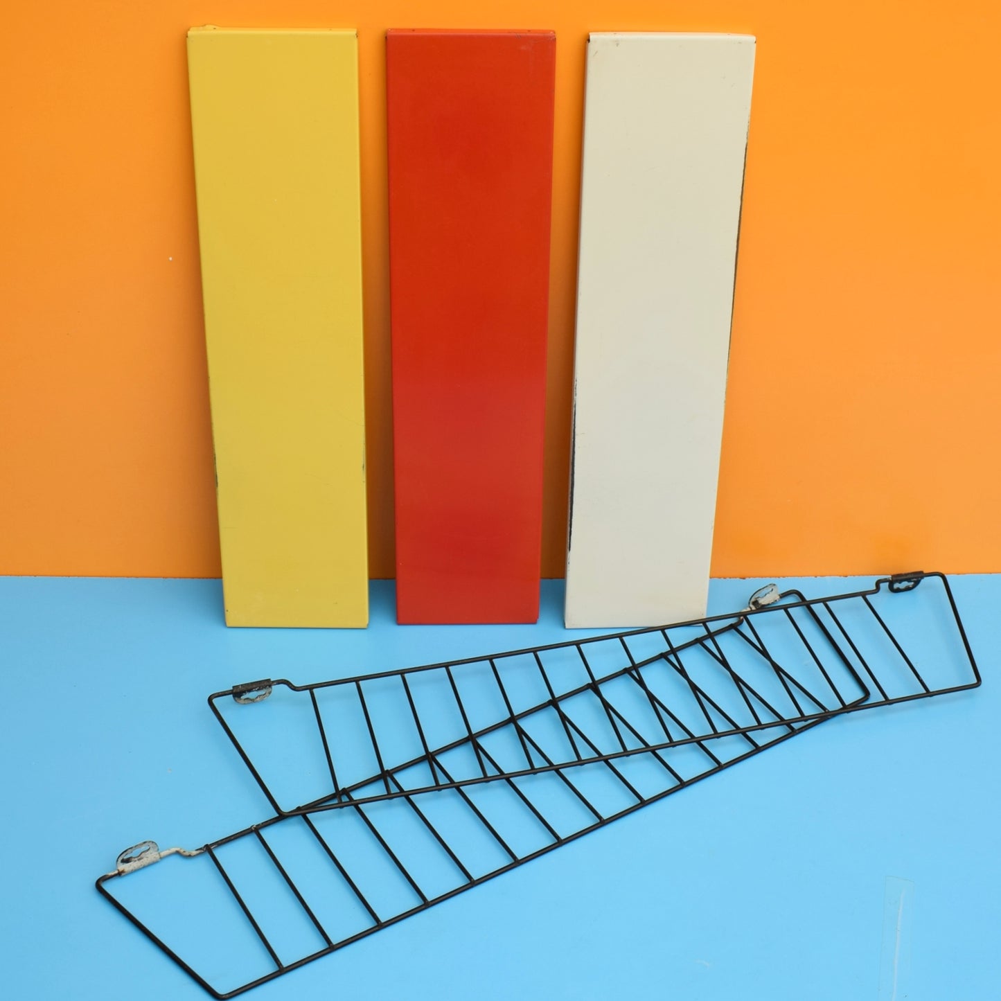 Vintage 1950s Dutch Tomado Book Stops by Pineapple Retro