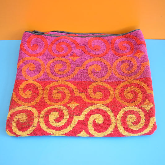 Vintage 1960s Cotton Swirl Towel - Pink  & Orange