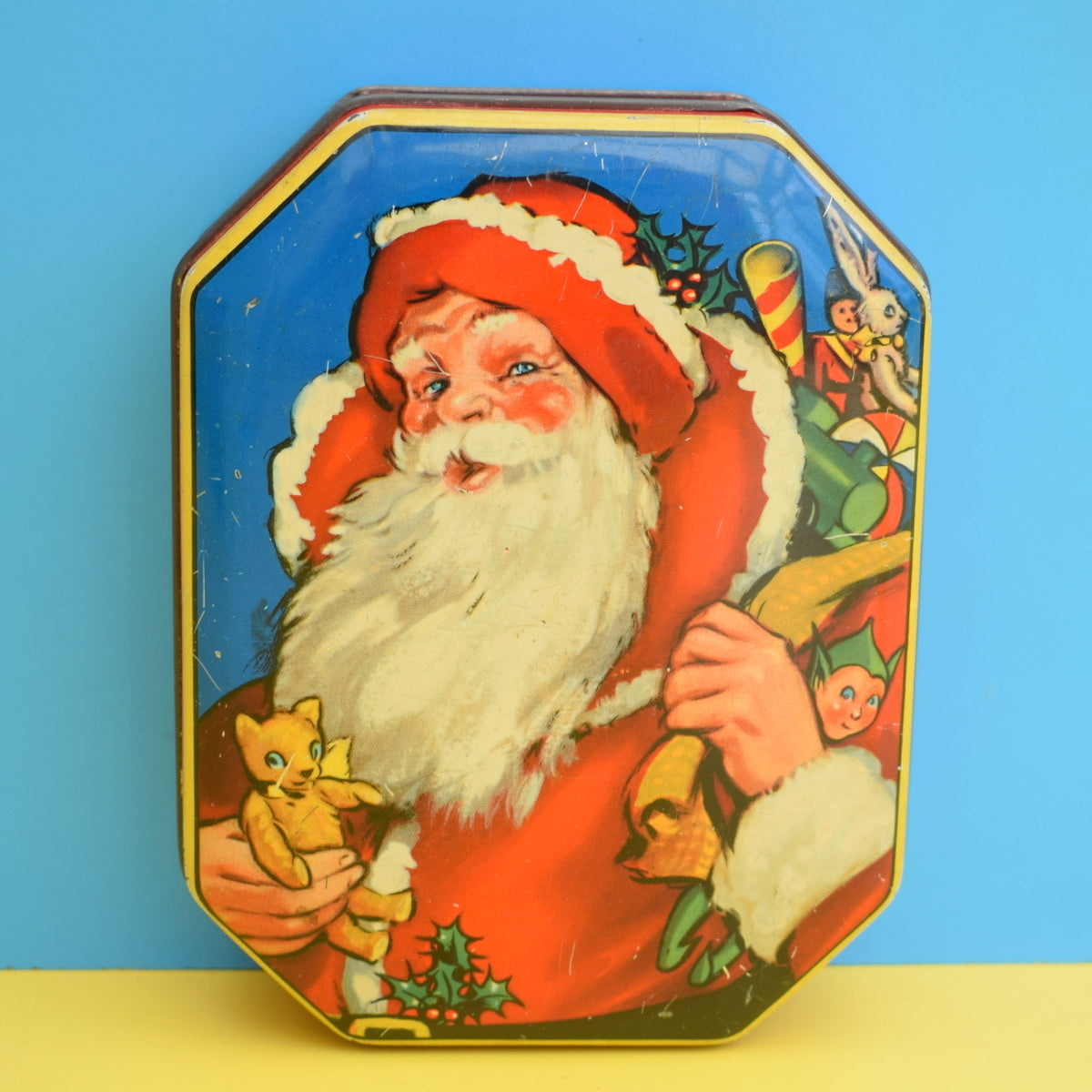 Vintage 1950s Christmas Tin - Santa