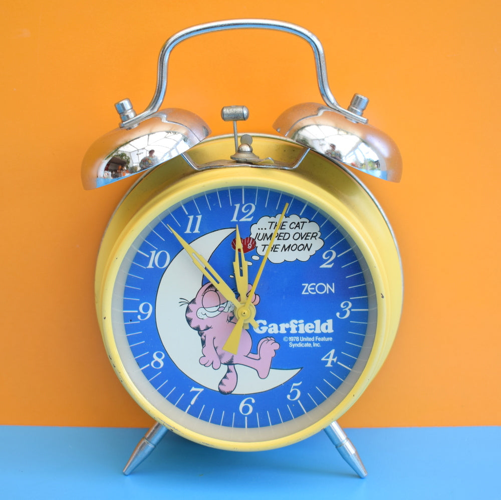 Vintage 1970s Classic Garfield Alarm Clock