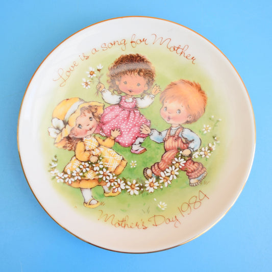 Vintage 1980s Avon Mothers Day Pin DIshes by Pineapple Retro