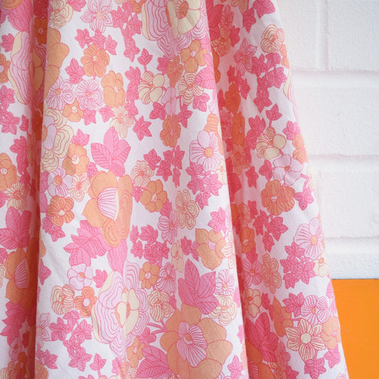 Vintage 1960s Double Sheet - Flower Power - Pink