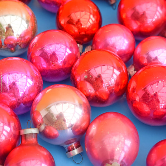 Vintage Mixed 1970s Glass Christmas Baubles - Pink/ Red