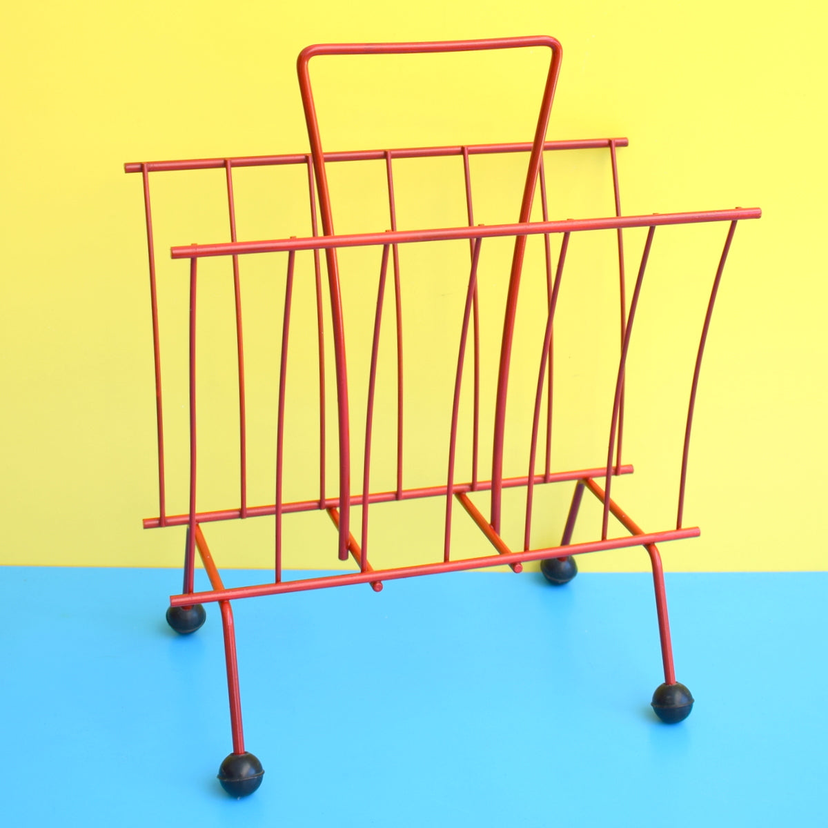 Vintage 1950s Atomic Balls Magazine Rack - Red & Black – Pineapple Retro
