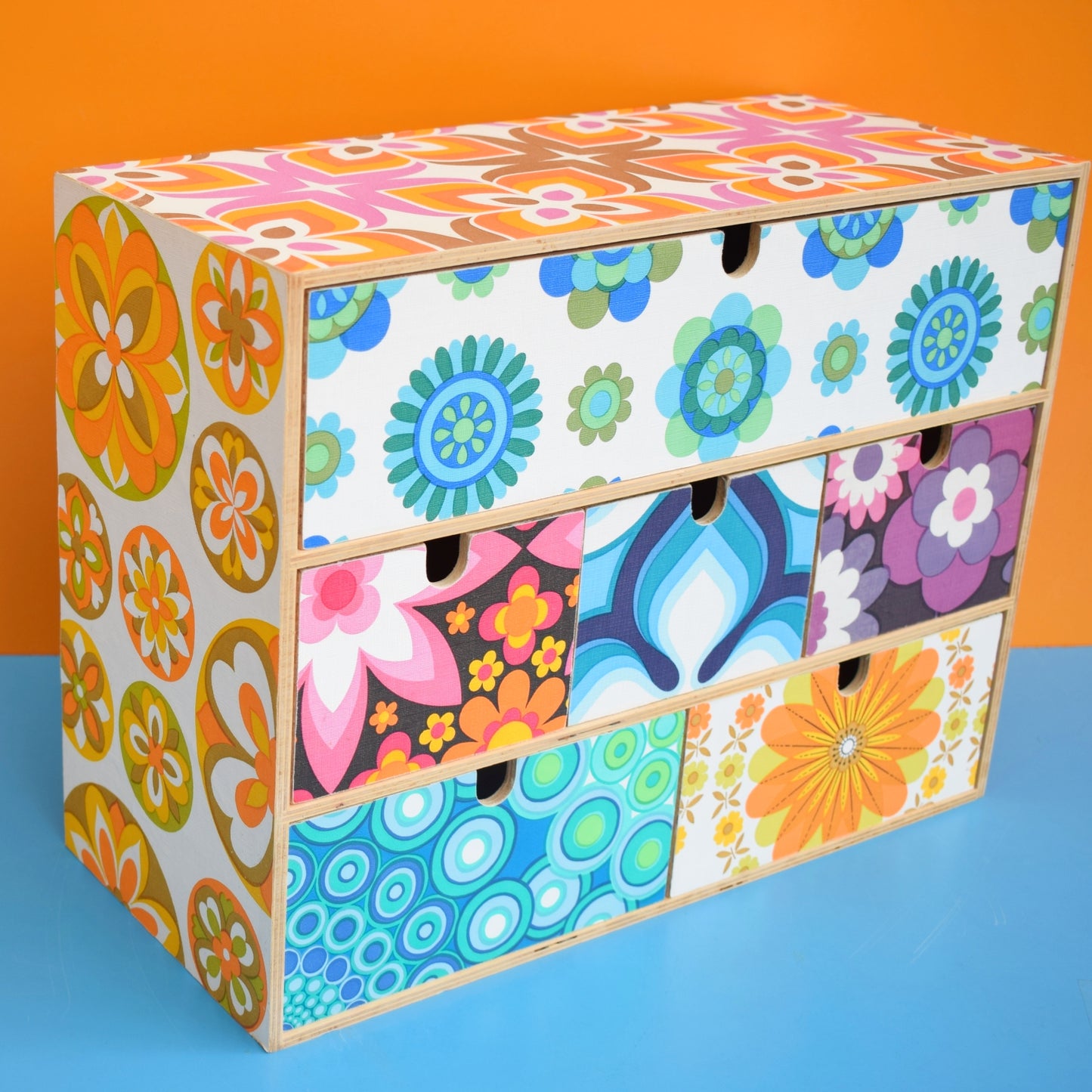 Wooden Unit - Vintage Wallpapers - Patchwork .