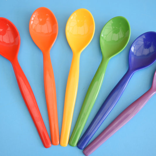 Vintage 1960s Plastic Rainbow Teaspoons