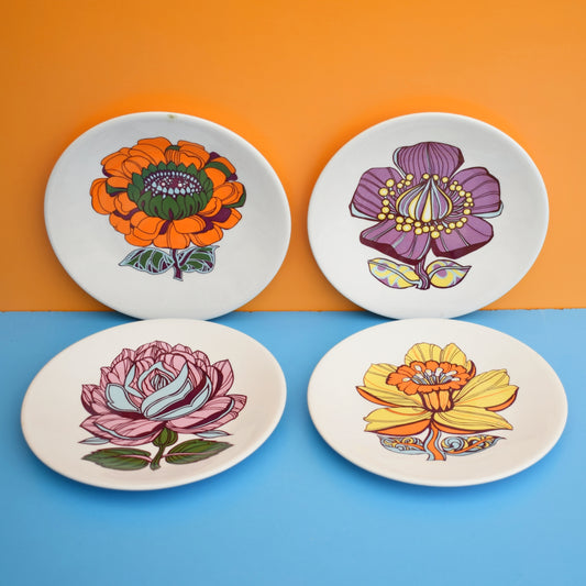 Vintage 1970s Flower Power Plates - Washington Pottery