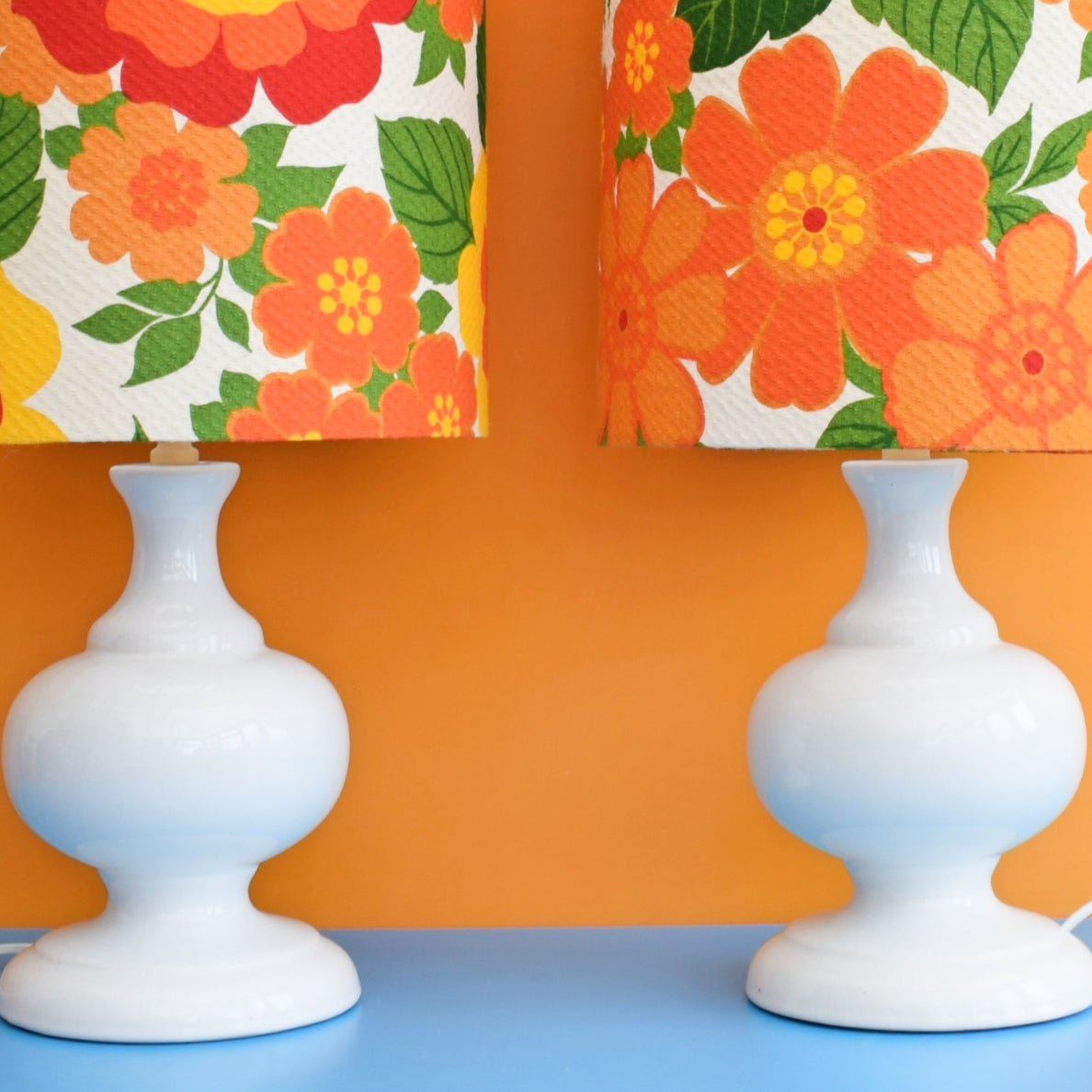 Vintage 1960s Table Lamp - White Ceramic - Flower Power Orange Shade