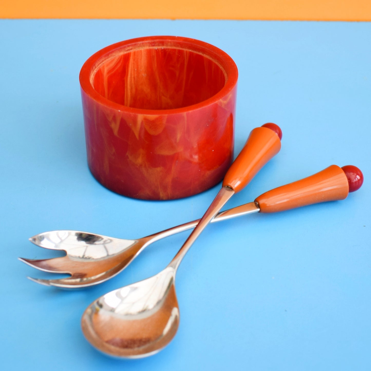 Vintage 1950s Bakelite Serving Spoons / Pot