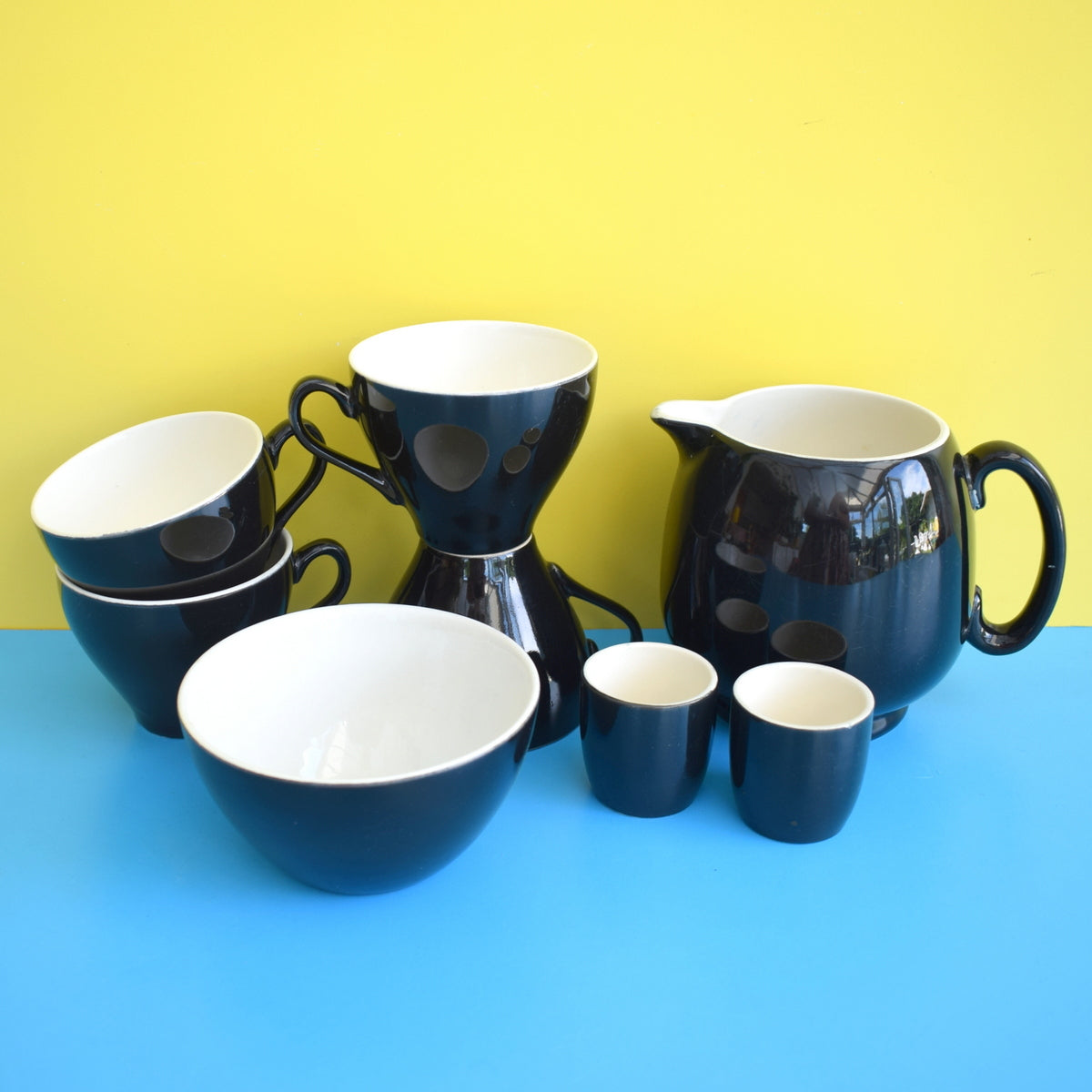 Vintage 1950s Black & White Custard Jug, Egg Cups, Sugar Bowl & Tea Cups - Ridgway Homemaker / Alfred Meakin Parisienne
