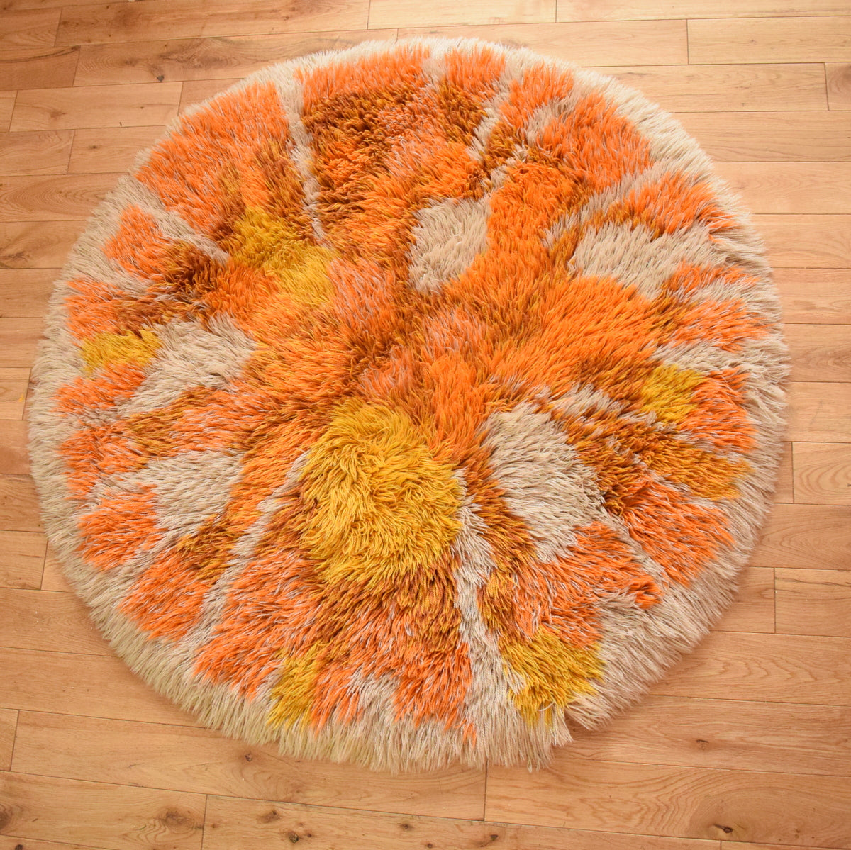 Vintage 1970s Shag Pile Round Rug - Geometric - Orange
