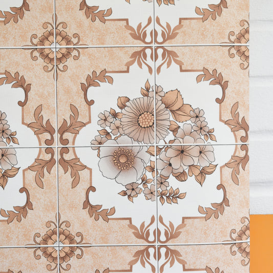 Vintage 1970s Geometric Flower Power Wallpaper - Brown