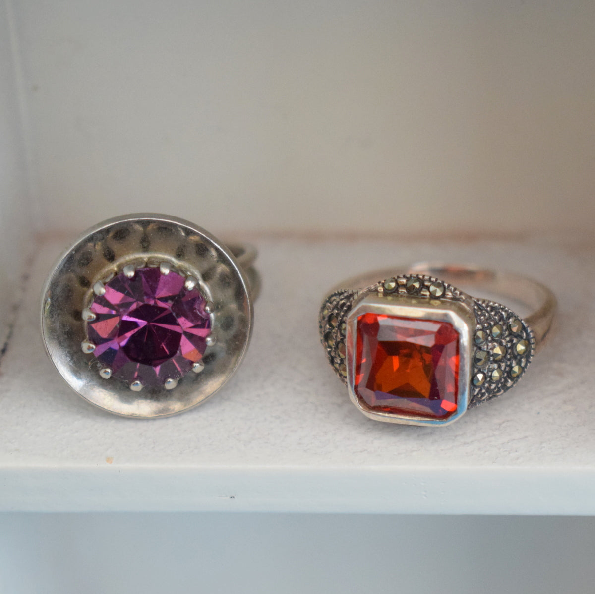 Vintage 1960s Jewellery / Accessories - Various by Vintage