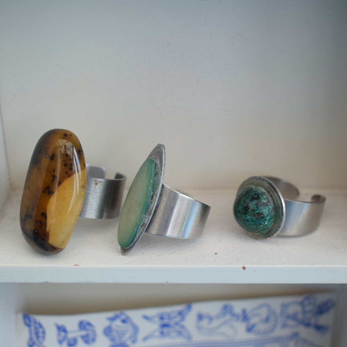 Vintage 1960s Jewellery / Accessories - Various by Vintage