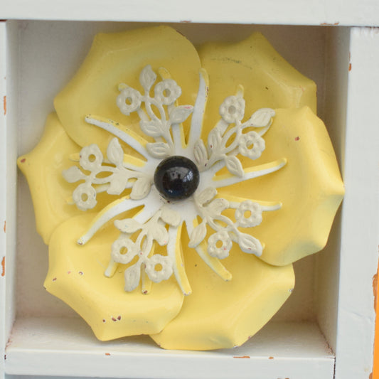 Vintage 1970s Enamel Brooch Pins - Flowers by Vintage