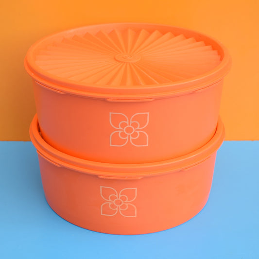 Vintage 1970s Tupperware Fan Top - Orange