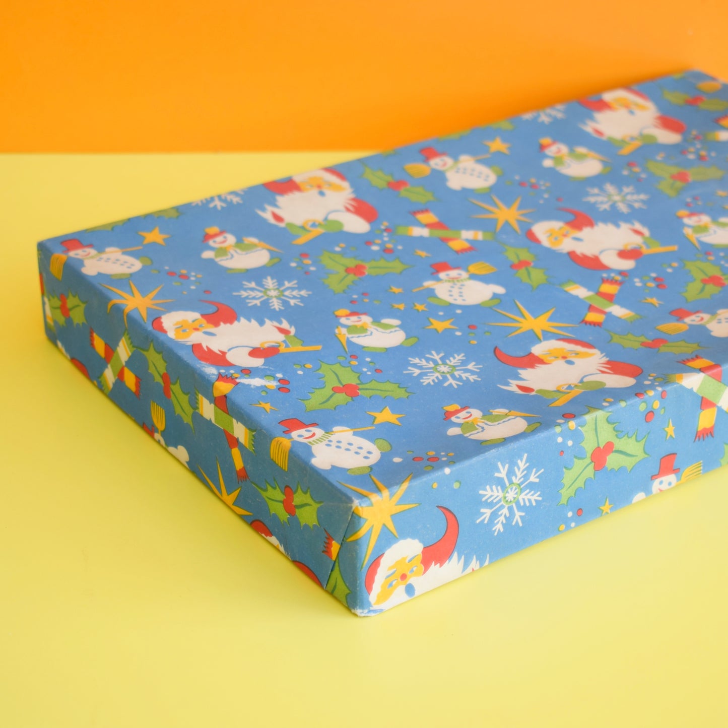 Vintage 1950s Gift Box- Christmas