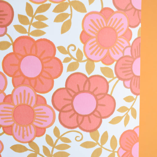 Vintage 1960s Wallpaper - Flower Power -Pink (Multiples)