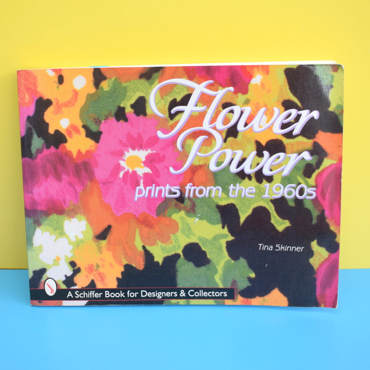 Retro Book - Flower Power Prints from The 1960s - Schiffer Book for Designers & Collectors