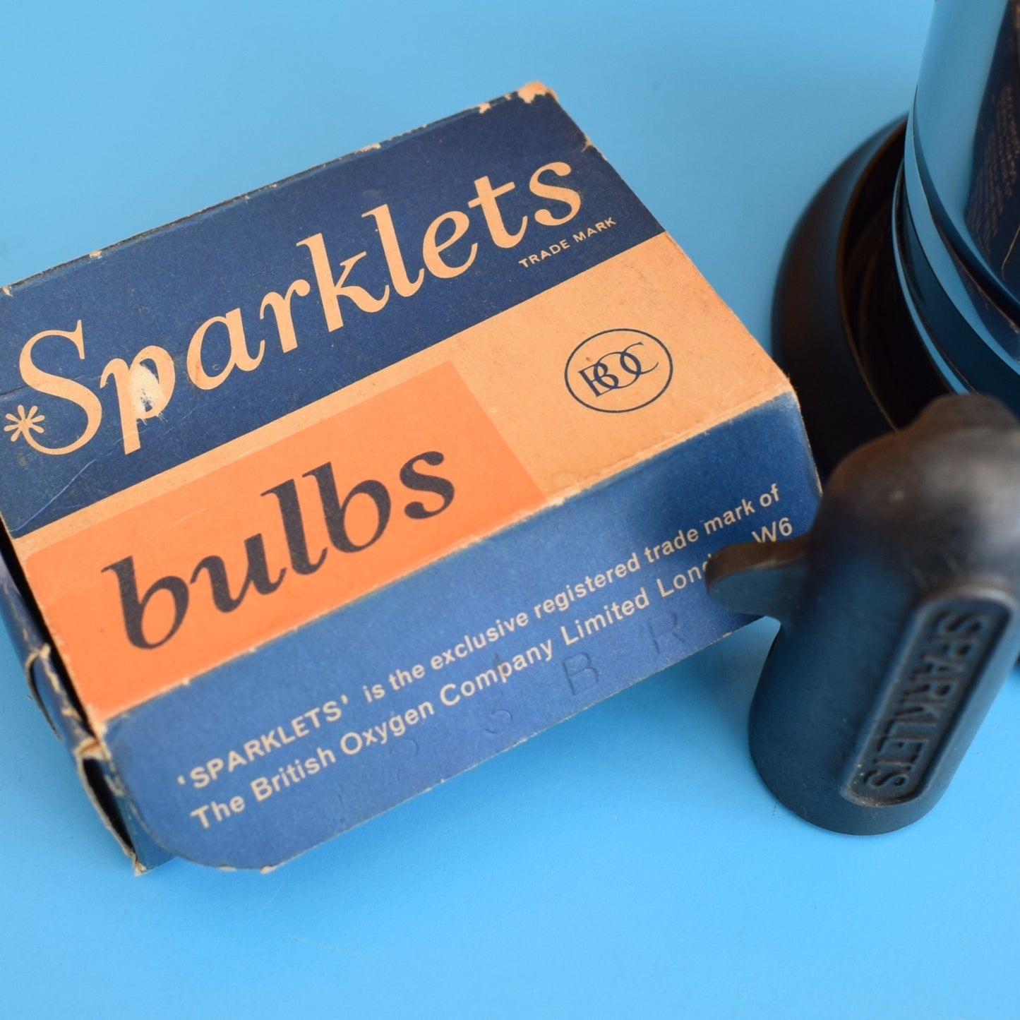 Vintage 1950s Soda Syphon, Bulbs & Key - Chrome / Black