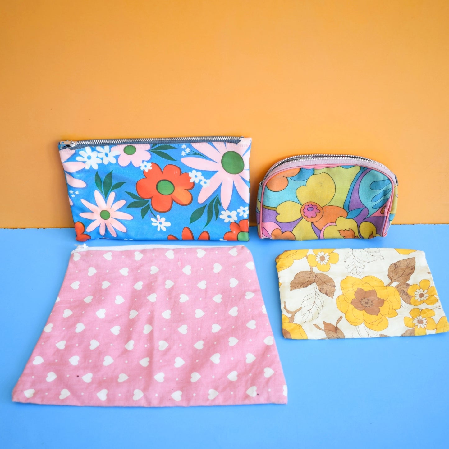 Vintage 1960s Wash Bags - Flower Power