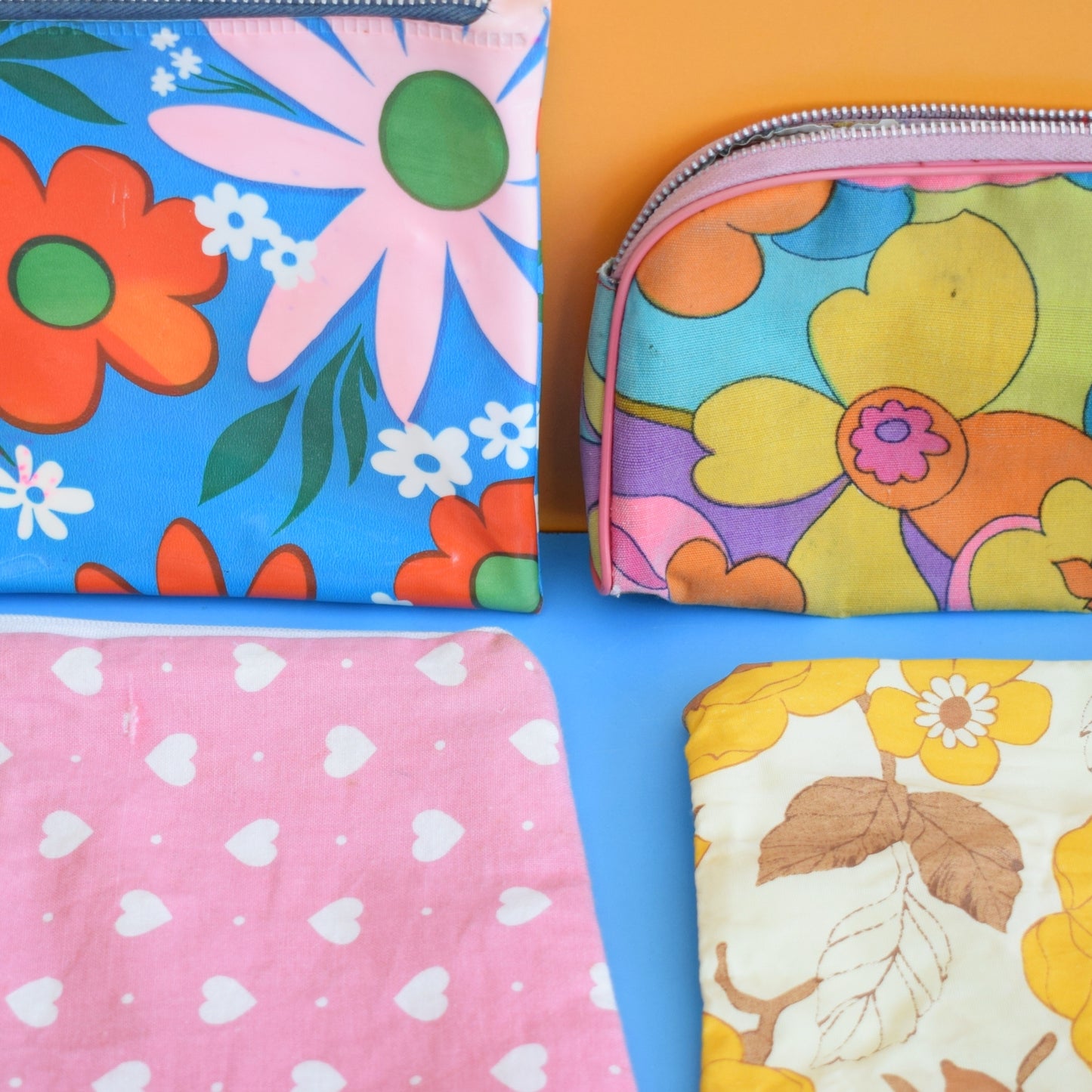 Vintage 1960s Wash Bags - Flower Power