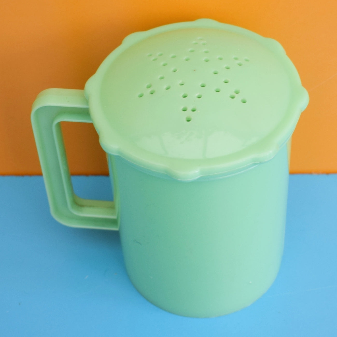 Vintage 1960s Plastic - Sugar/ Flour Sifter - Jade Green